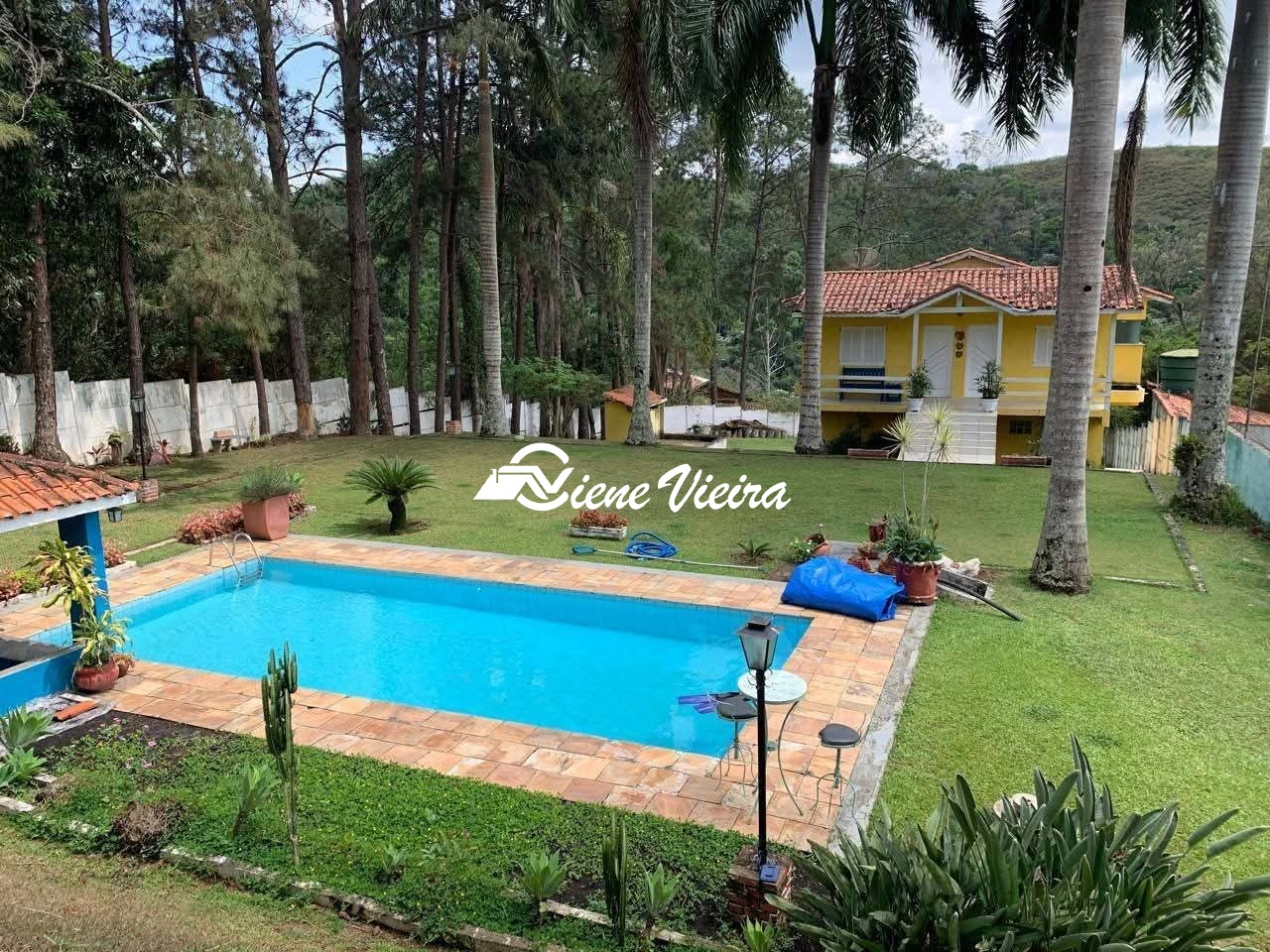 Chácara, 3 quartos, 4000 m² - Foto 1
