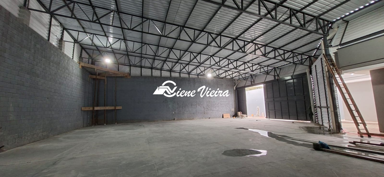 Depósito-Galpão, 700 m² - Foto 1