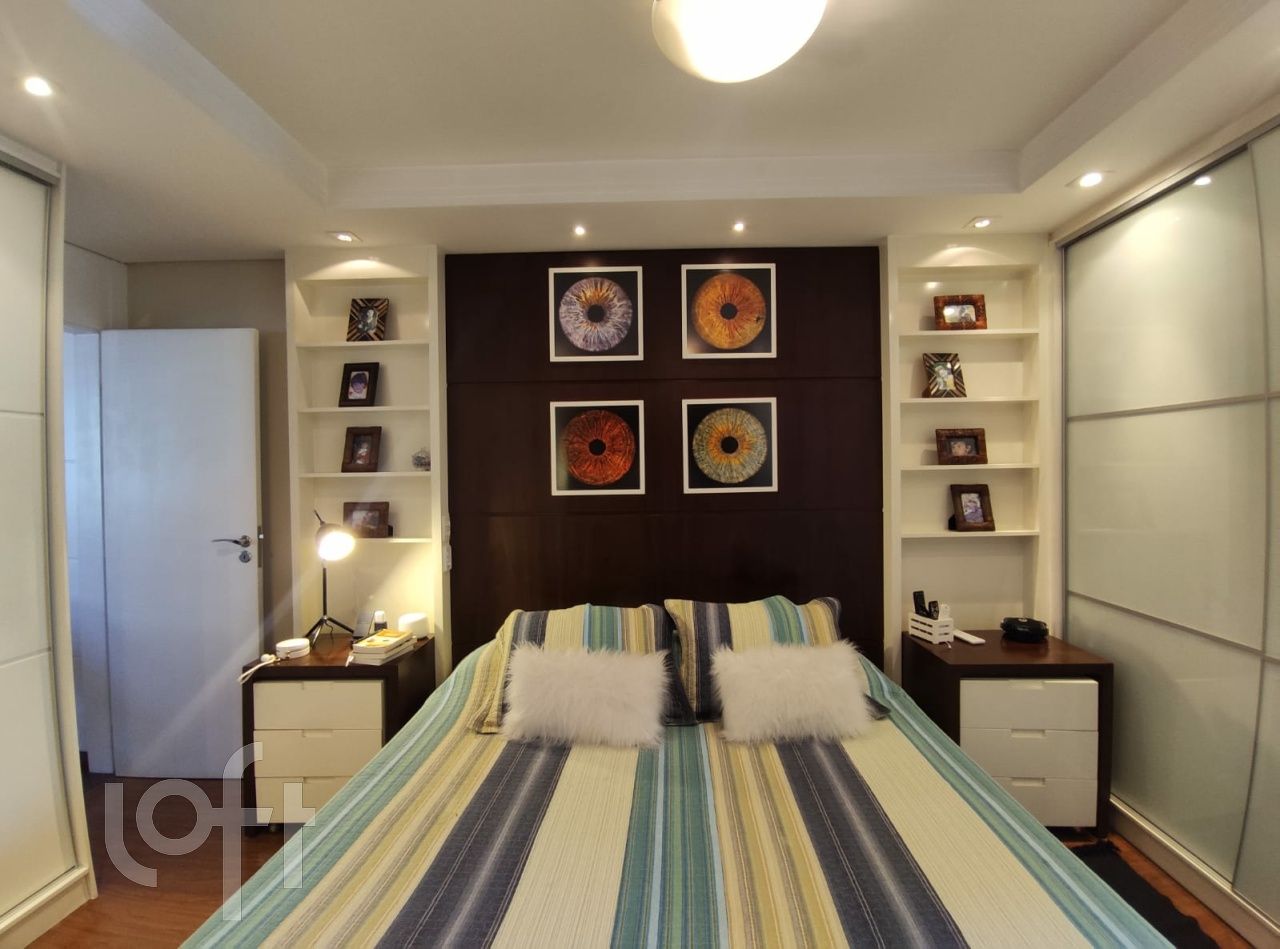 Casa à venda com 3 quartos, 210m² - Foto 32