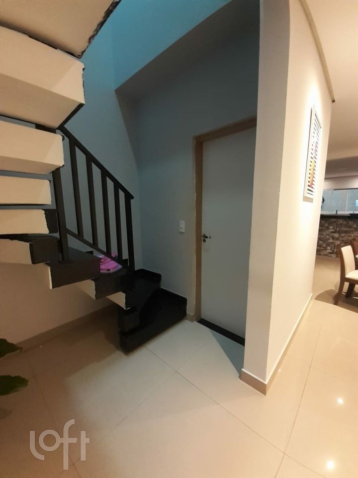 Casa à venda com 3 quartos, 310m² - Foto 21