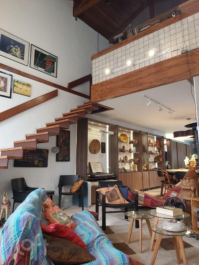 Casa, 3 quartos, 220 m² - Foto 1