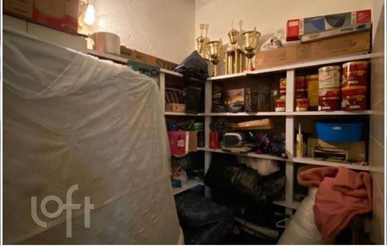 Apartamento à venda com 4 quartos, 165m² - Foto 2