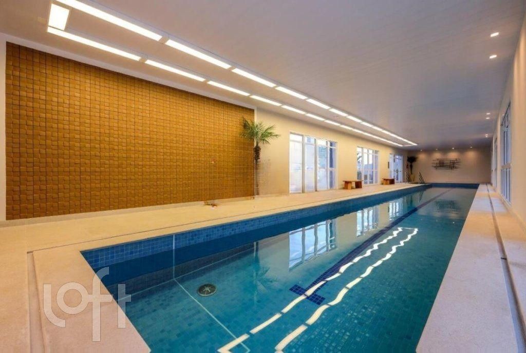 Apartamento à venda com 2 quartos, 74m² - Foto 40