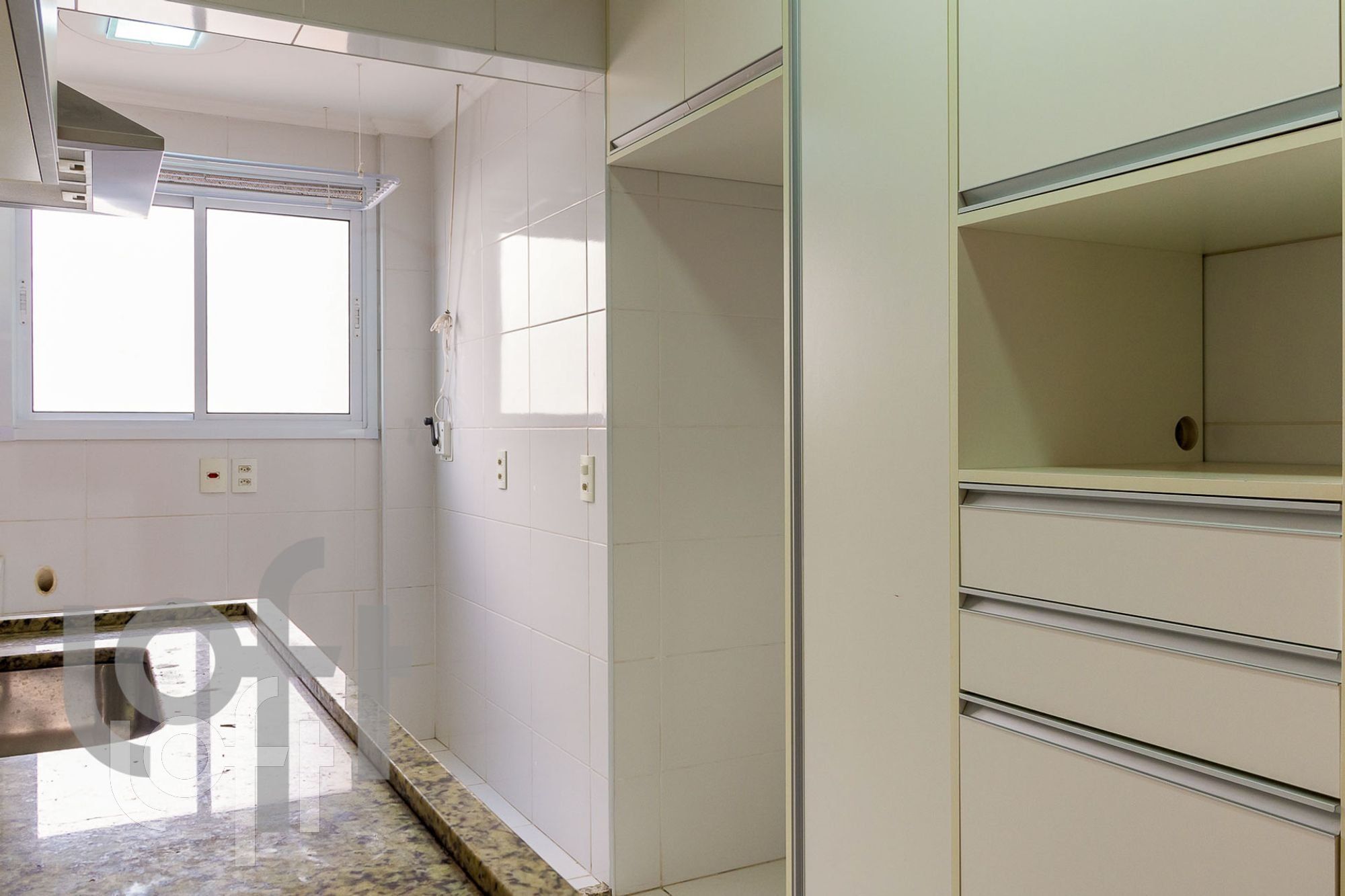 Apartamento à venda com 4 quartos, 90m² - Foto 19