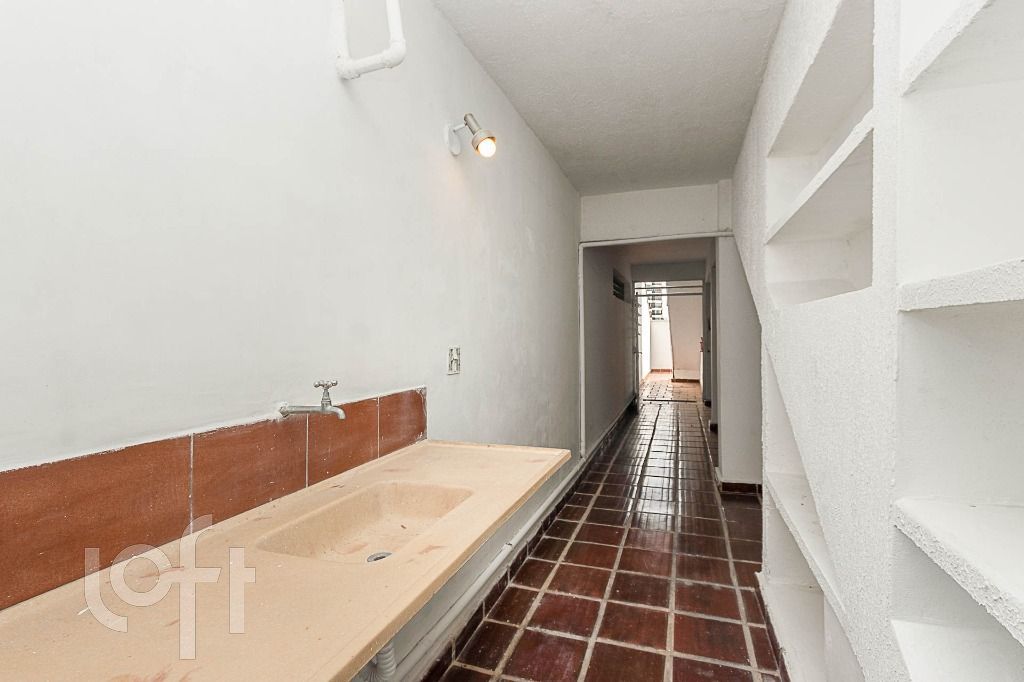 Casa à venda com 3 quartos, 231m² - Foto 23