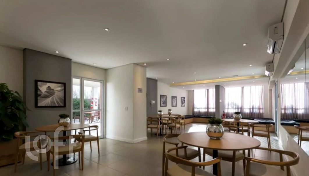 Apartamento à venda com 1 quarto, 34m² - Foto 12