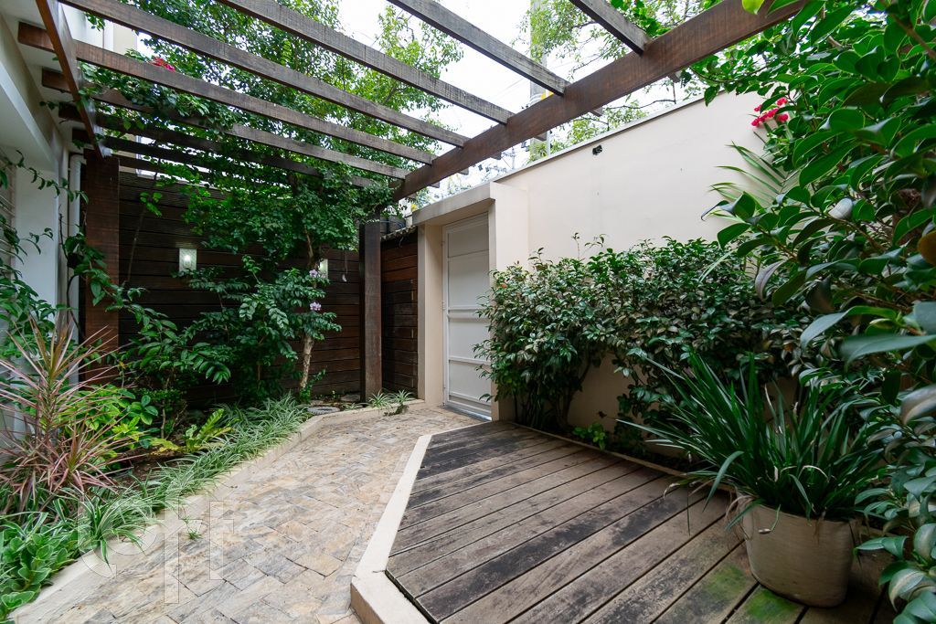 Casa, 4 quartos, 250 m² - Foto 47