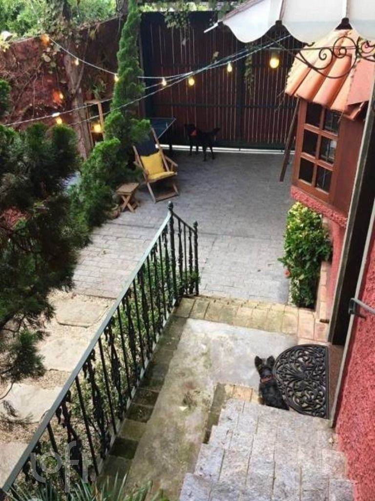 Casa à venda com 4 quartos, 168m² - Foto 11