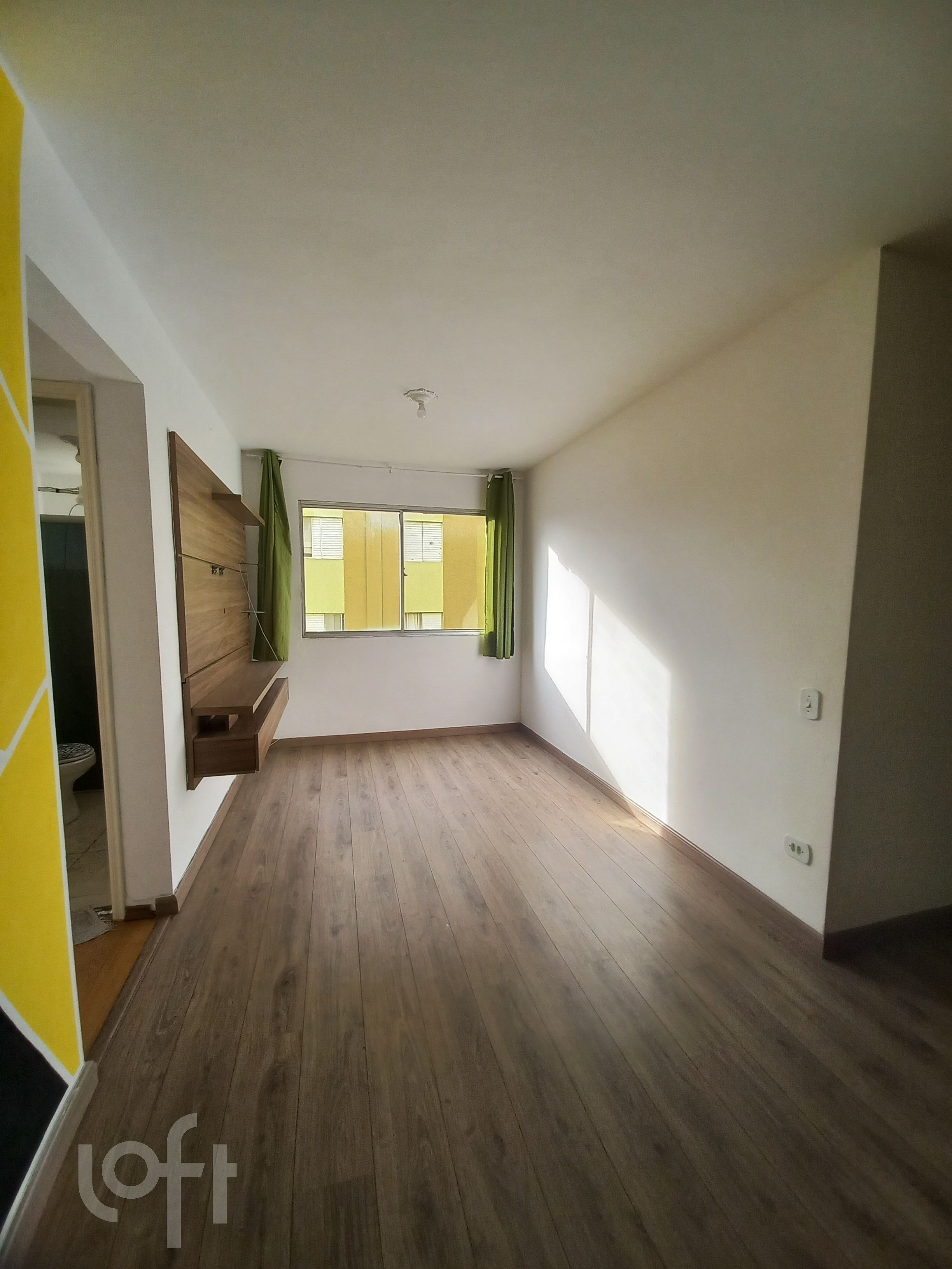 Apartamento à venda com 2 quartos, 75m² - Foto 3