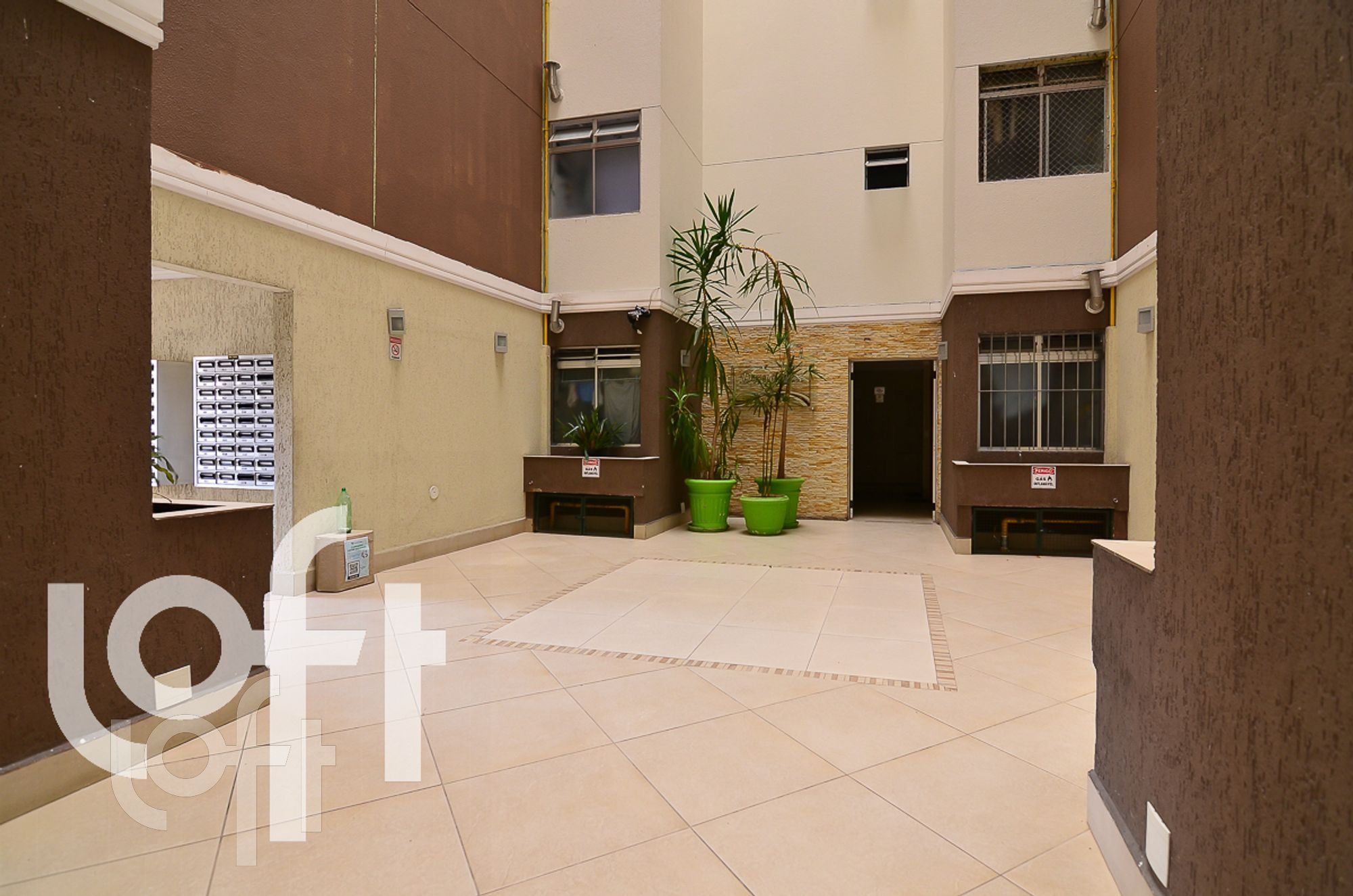 Apartamento à venda com 2 quartos, 50m² - Foto 31