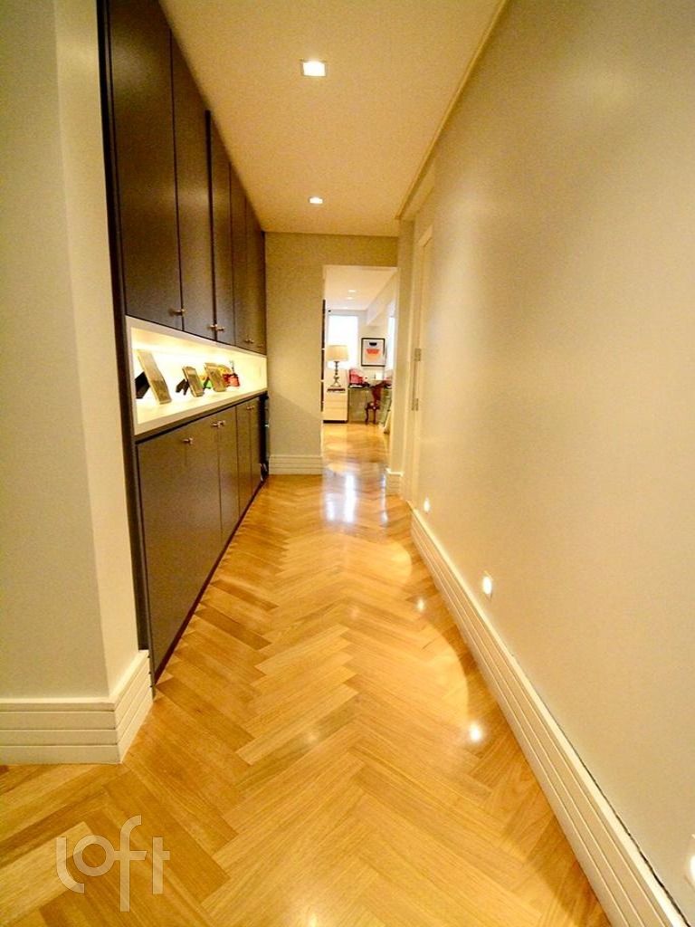 Casa de Condomínio à venda com 4 quartos, 559m² - Foto 30