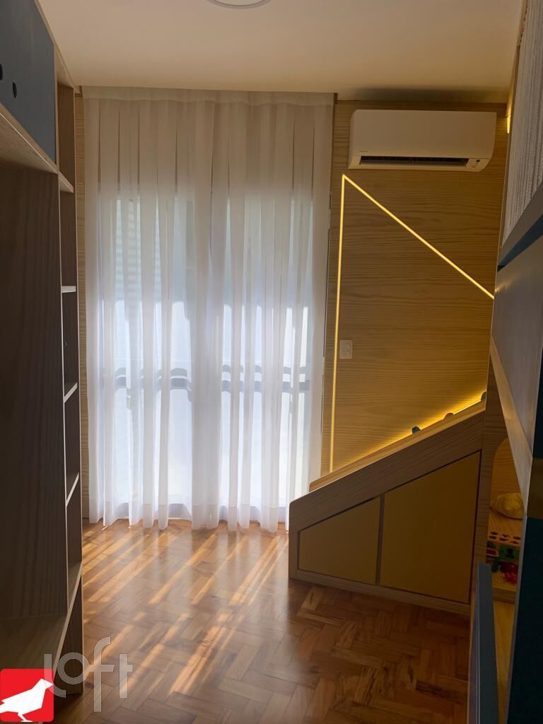 Casa à venda com 3 quartos, 234m² - Foto 10