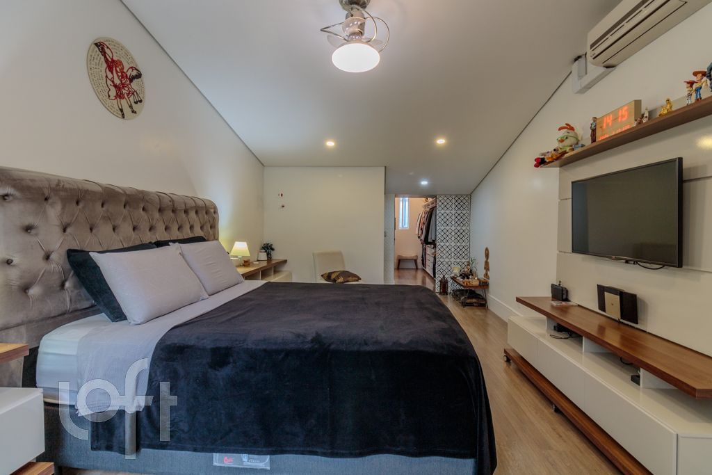 Casa à venda com 4 quartos, 219m² - Foto 31