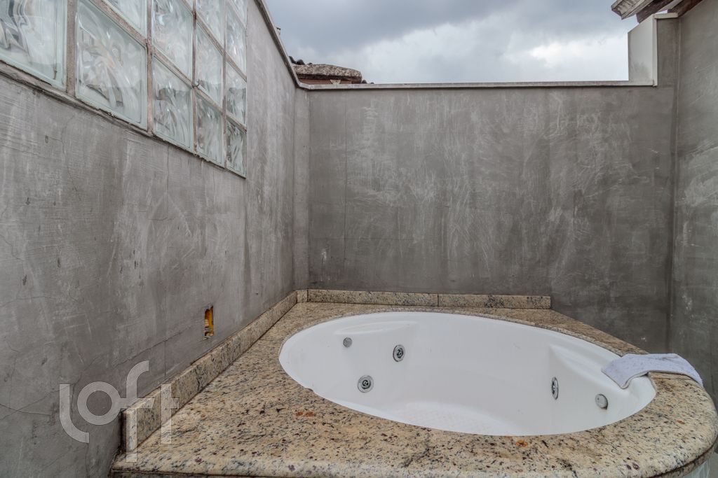 Casa à venda com 4 quartos, 219m² - Foto 38