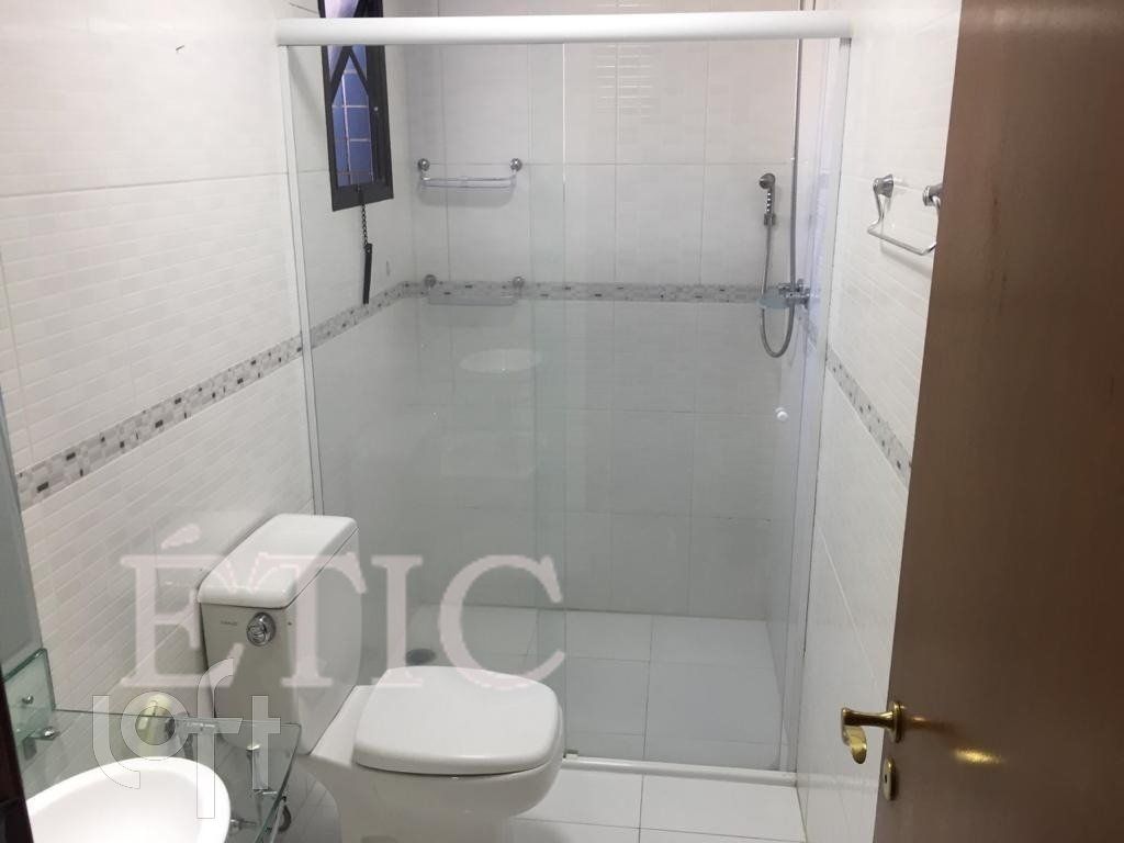 Apartamento à venda com 3 quartos, 106m² - Foto 17