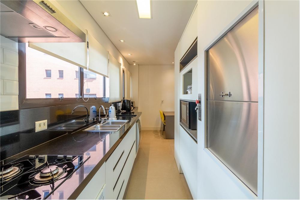 Cobertura, 3 quartos, 264 m² - Foto 13