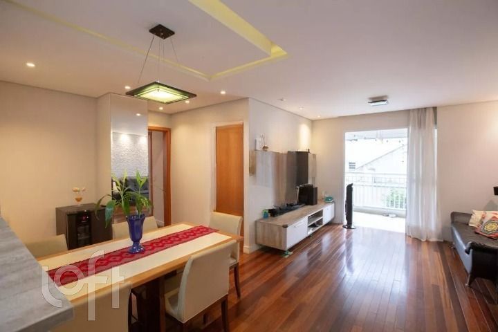 Apartamento à venda com 3 quartos, 88m² - Foto 4