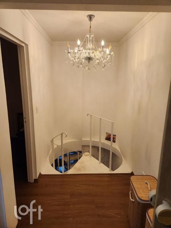 Apartamento à venda com 2 quartos, 62m² - Foto 17