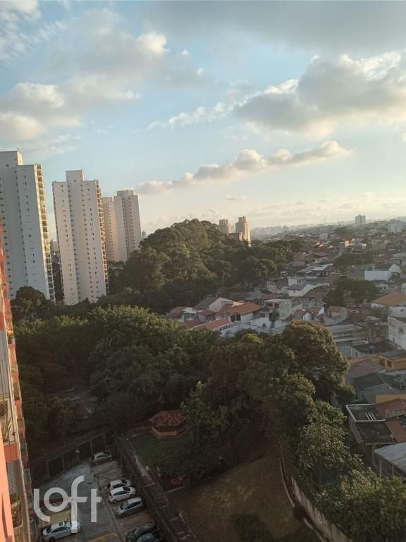 Apartamento à venda com 2 quartos, 60m² - Foto 3