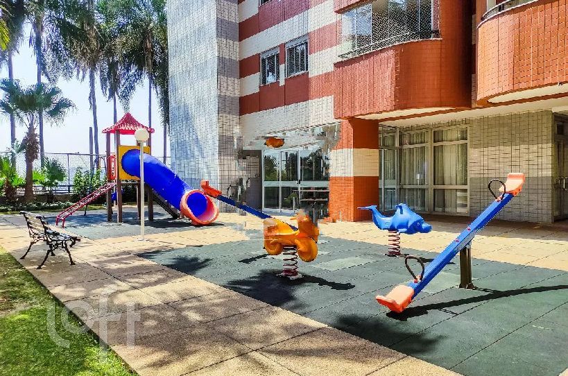 Apartamento à venda com 4 quartos, 190m² - Foto 14