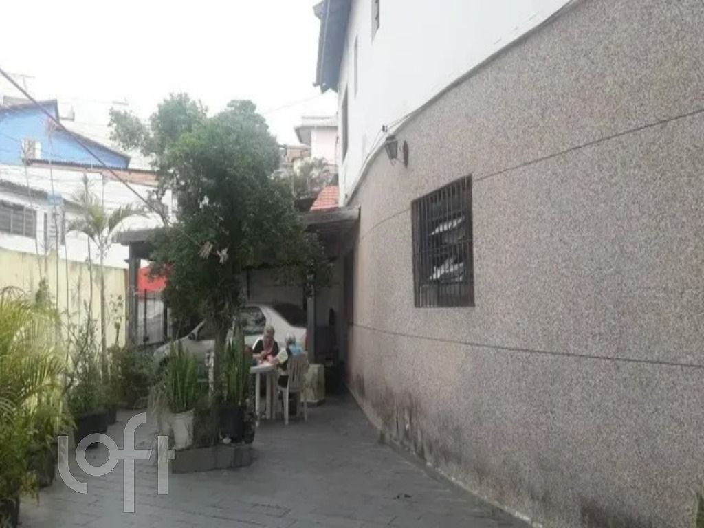 Casa à venda com 3 quartos, 100m² - Foto 1