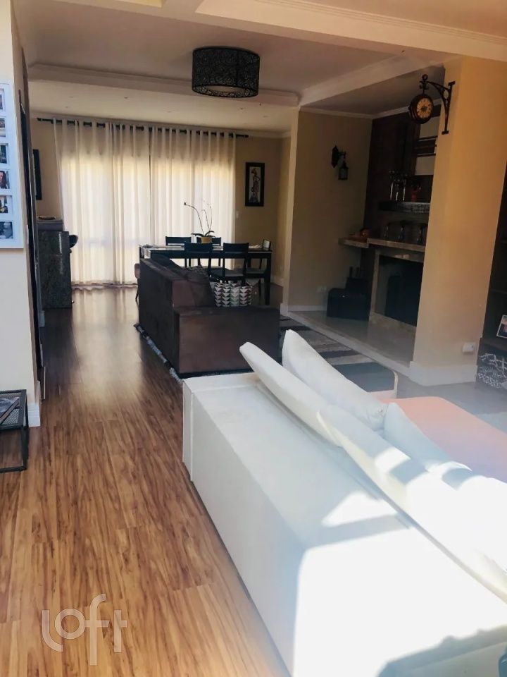 Casa à venda com 3 quartos, 180m² - Foto 8