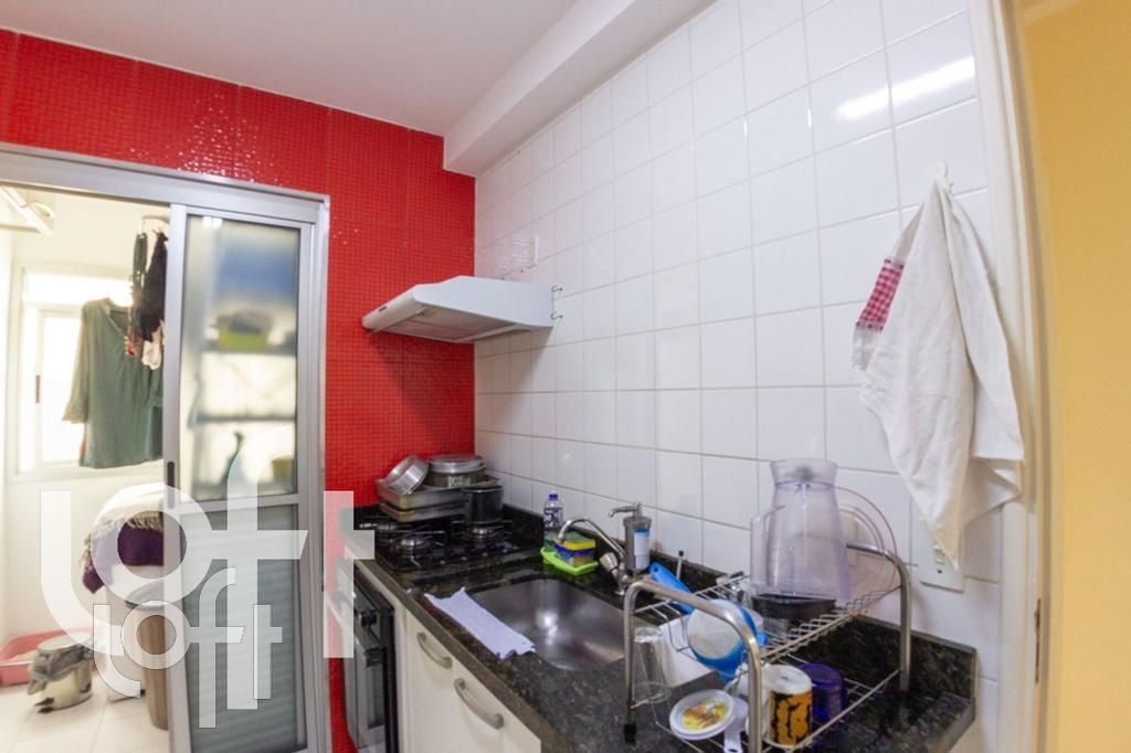 Apartamento à venda com 2 quartos, 48m² - Foto 19