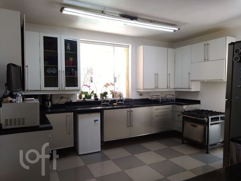 Casa, 4 quartos, 235 m² - Foto 9