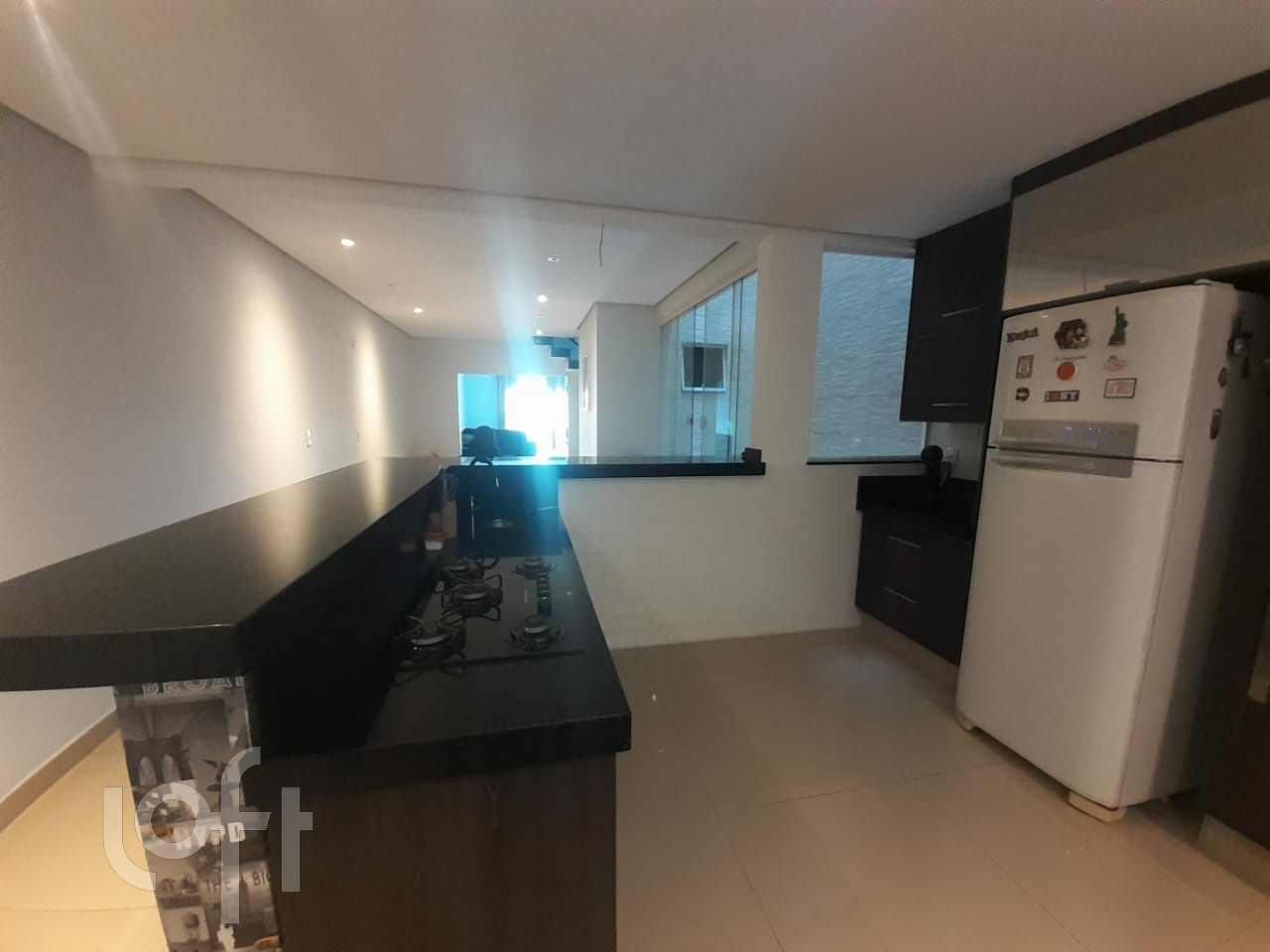 Casa à venda com 3 quartos, 310m² - Foto 17
