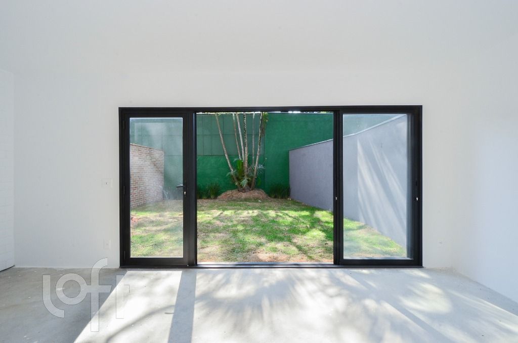 Casa, 3 quartos, 285 m² - Foto 2