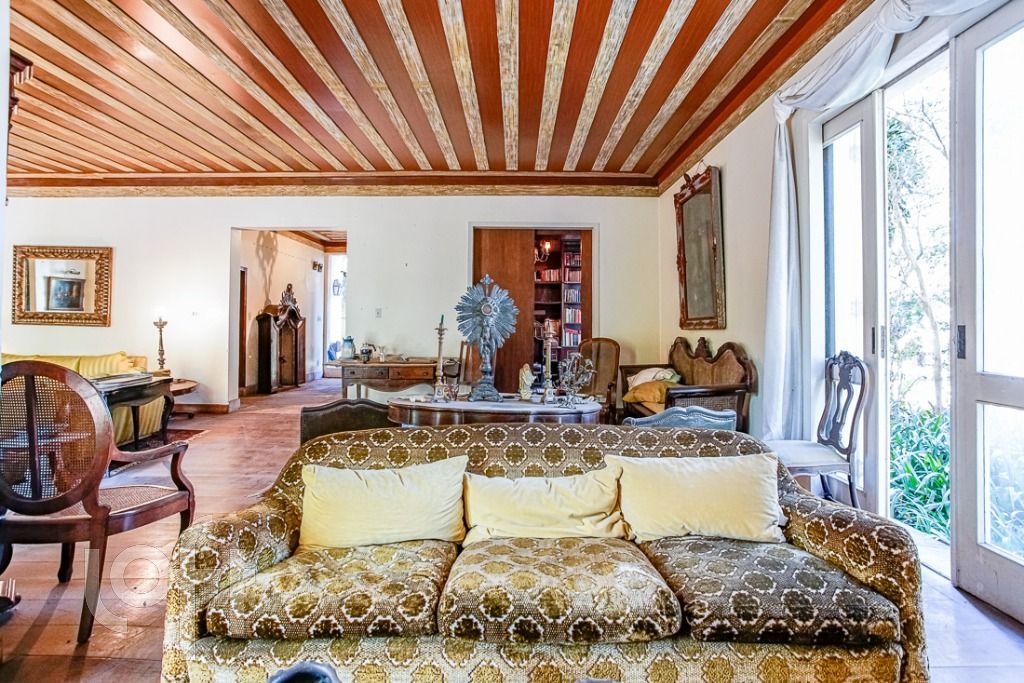 Casa à venda com 4 quartos, 559m² - Foto 13