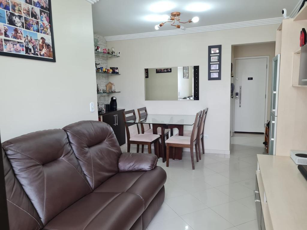 Apartamento à venda com 2 quartos, 60m² - Foto 18