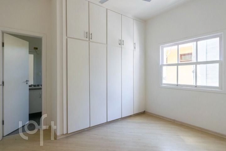 Casa à venda com 6 quartos, 600m² - Foto 17