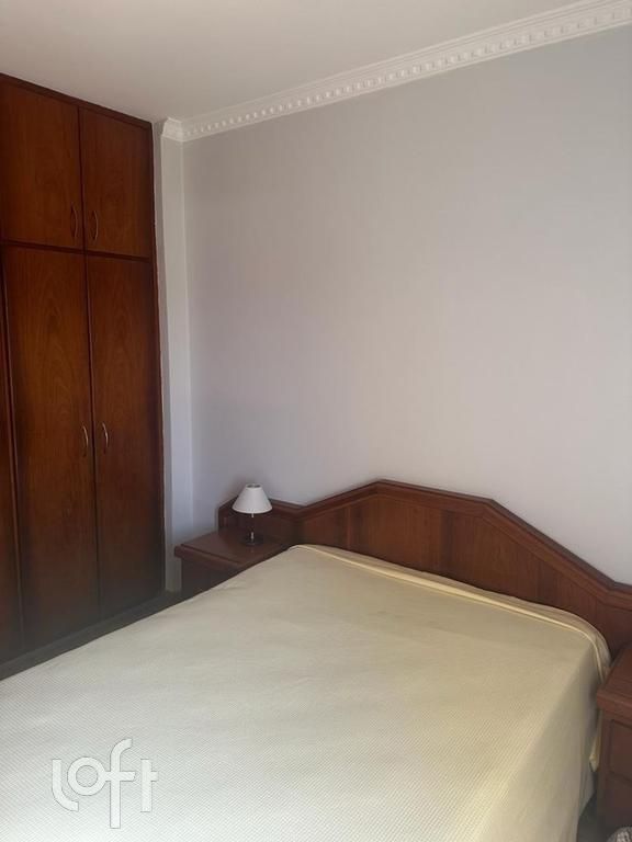 Apartamento à venda com 2 quartos, 67m² - Foto 13