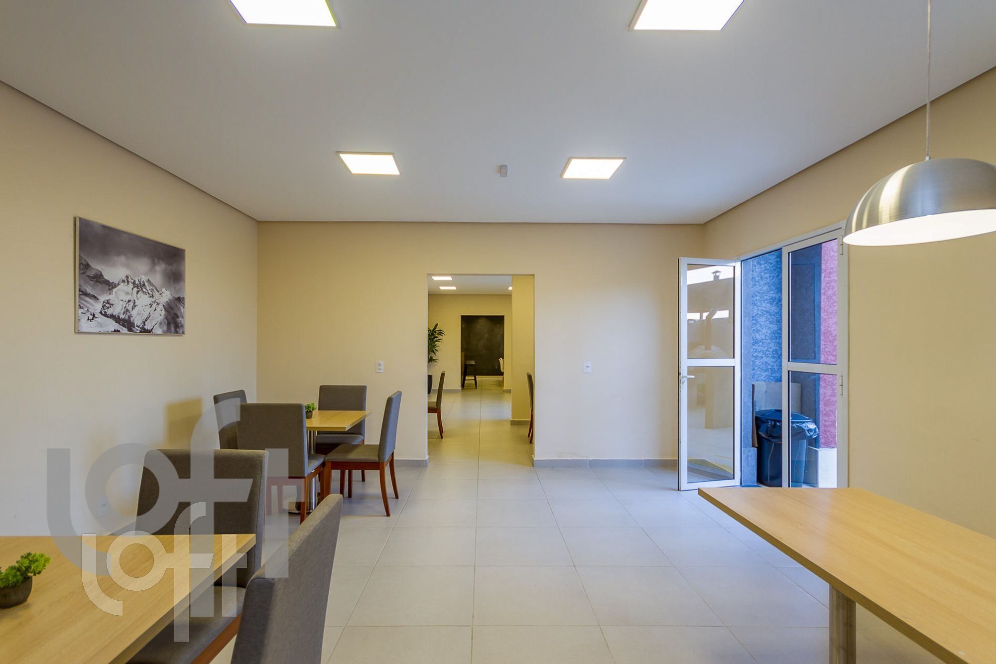 Apartamento à venda com 2 quartos, 40m² - Foto 26