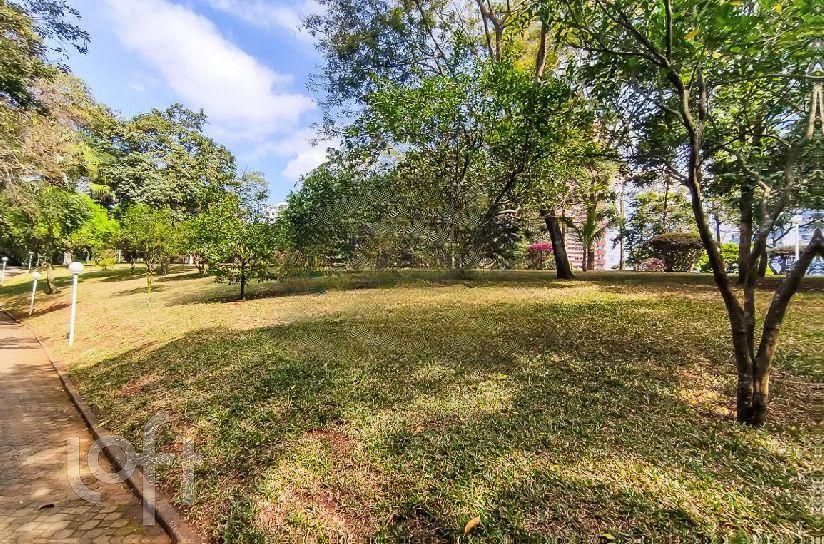 Apartamento à venda com 4 quartos, 190m² - Foto 13
