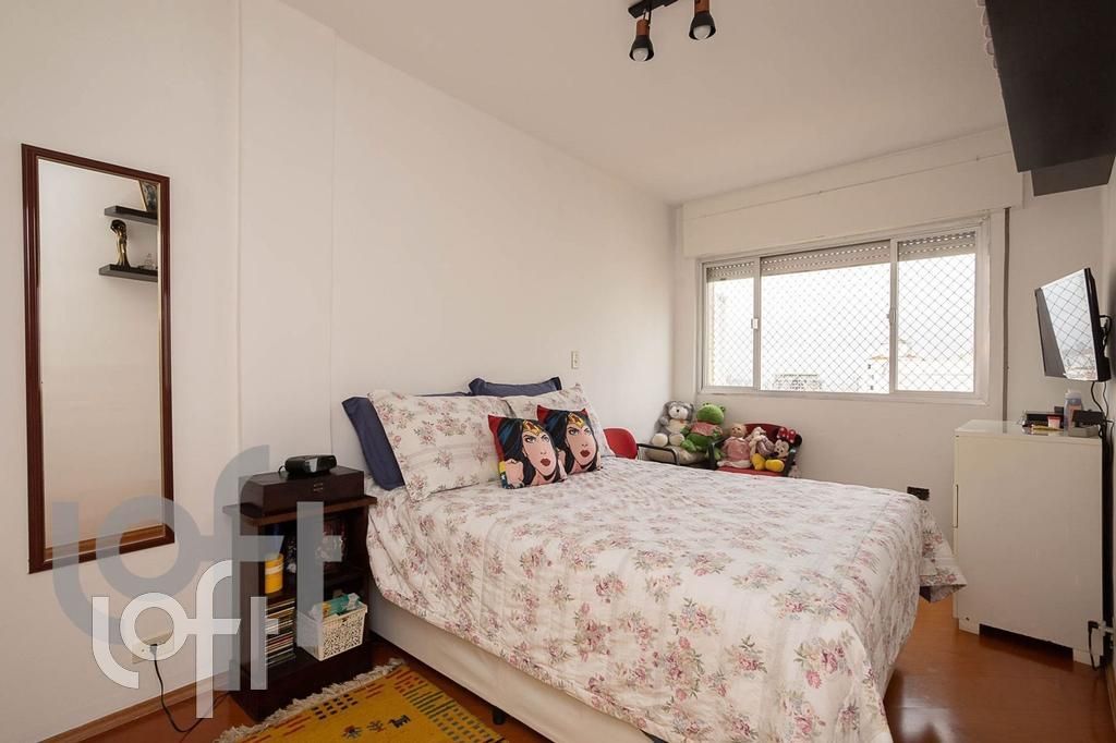 Apartamento à venda com 3 quartos, 85m² - Foto 4