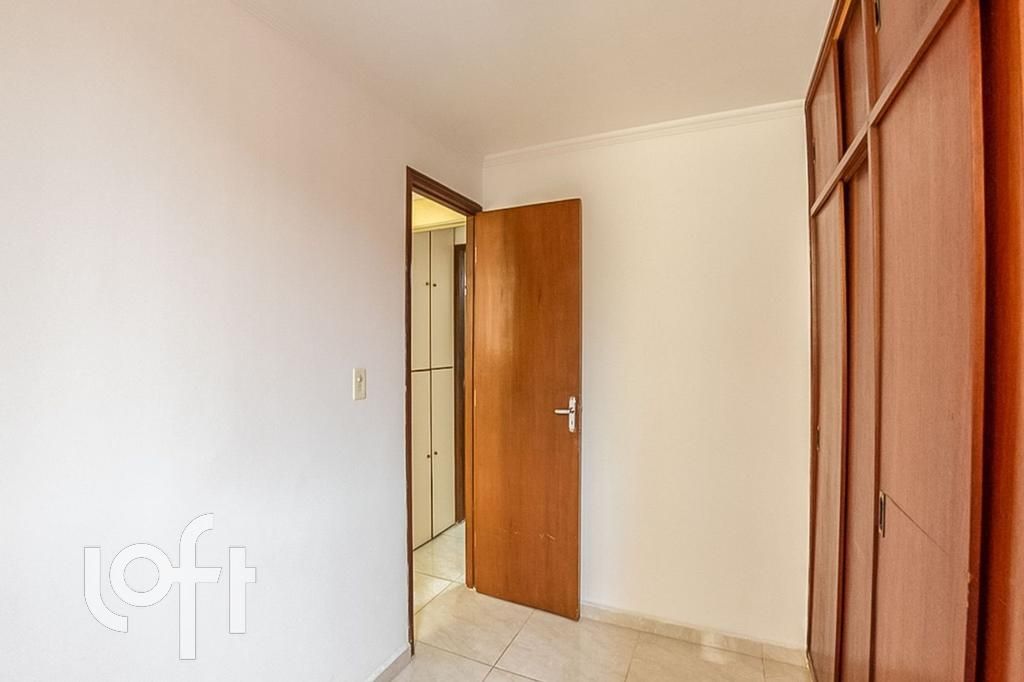 Apartamento à venda com 2 quartos, 43m² - Foto 4