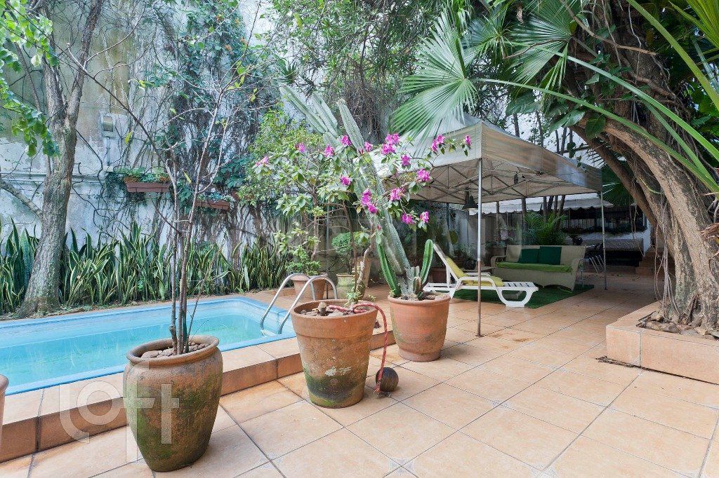 Casa, 4 quartos, 300 m² - Foto 1