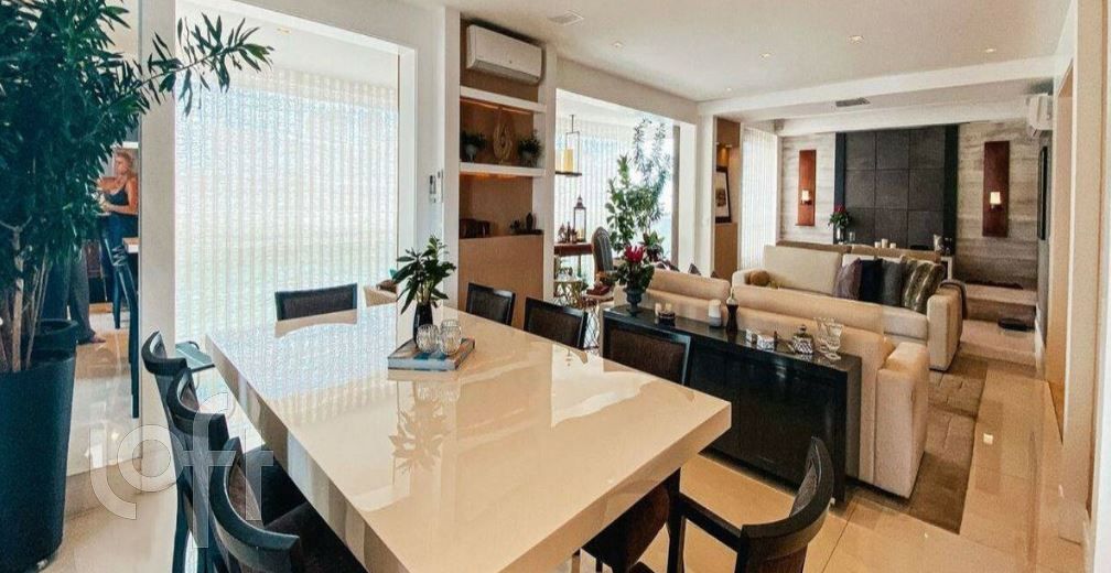 Apartamento, 3 quartos, 260 m² - Foto 31