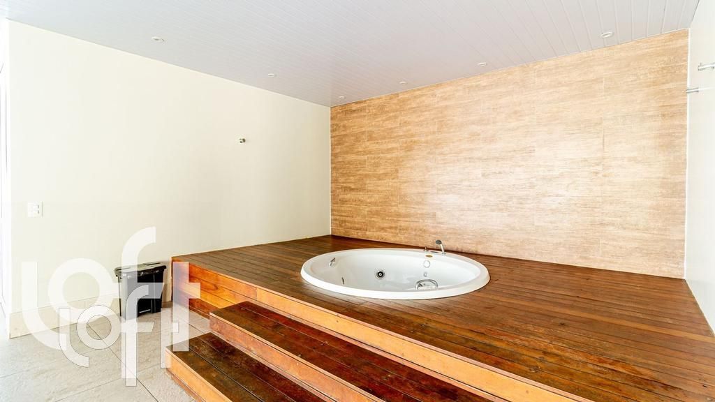 Apartamento à venda com 2 quartos, 76m² - Foto 35