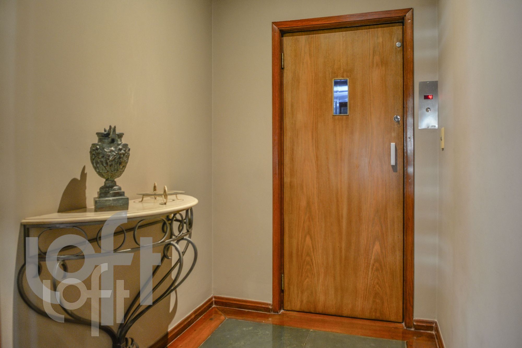 Apartamento à venda com 3 quartos, 285m² - Foto 32