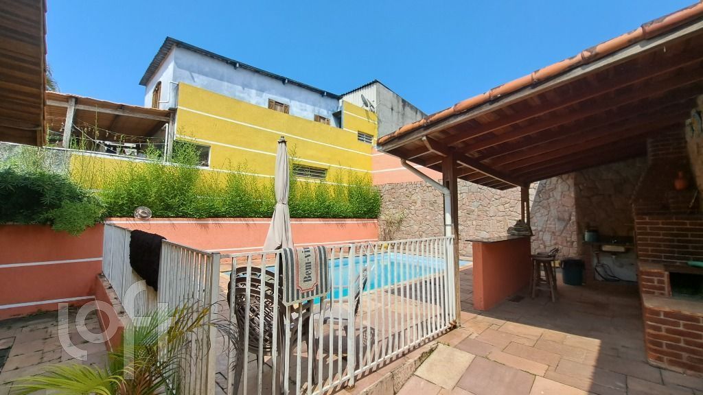 Casa à venda com 3 quartos, 390m² - Foto 38