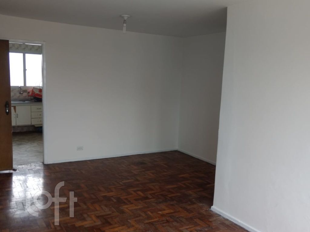 Apartamento à venda com 2 quartos, 75m² - Foto 13