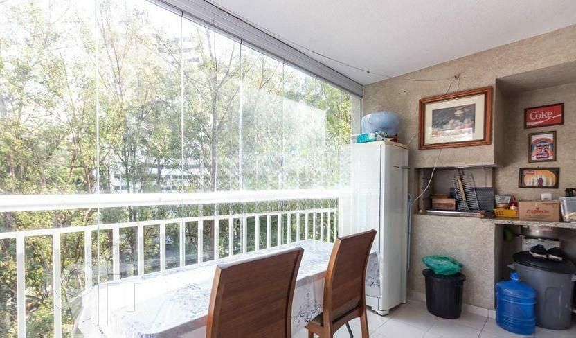 Apartamento à venda com 3 quartos, 82m² - Foto 4