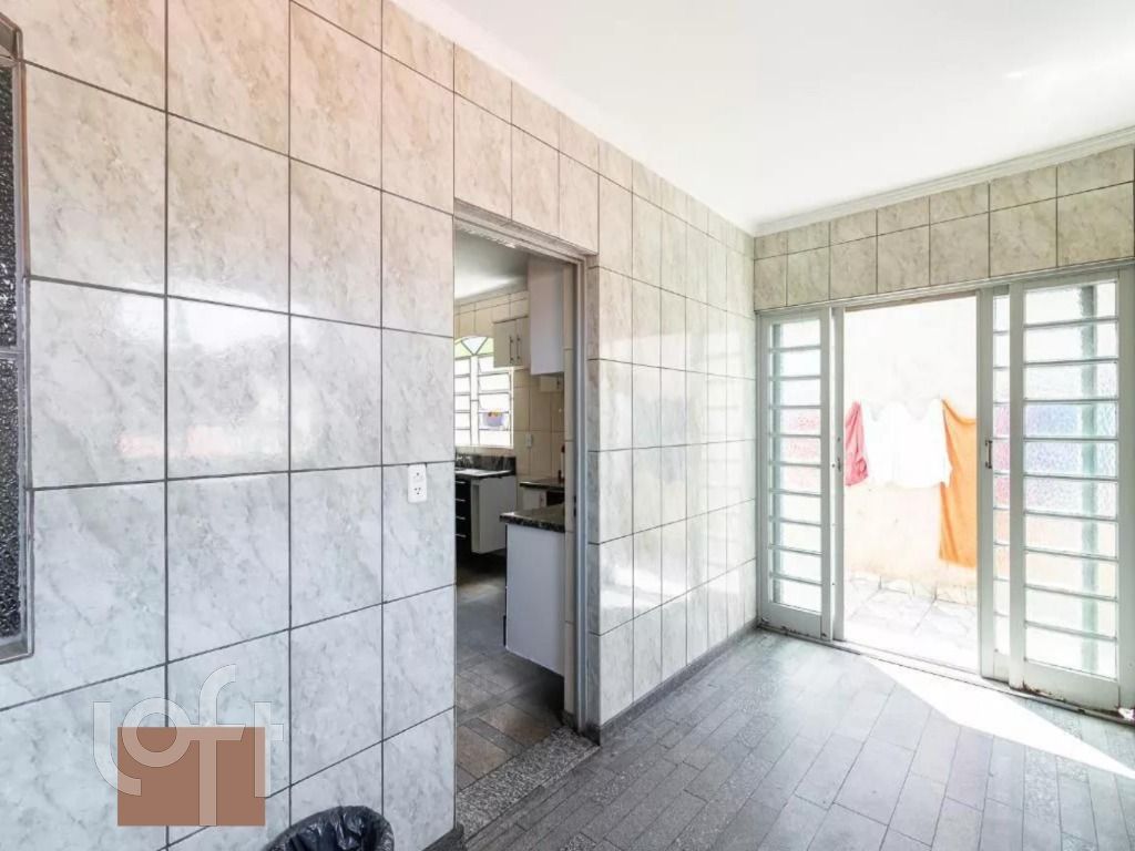 Casa à venda com 4 quartos, 200m² - Foto 26