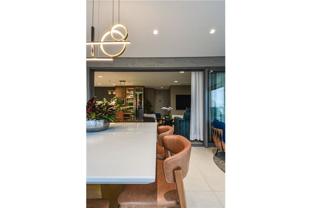 Apartamento à venda com 3 quartos, 131m² - Foto 29