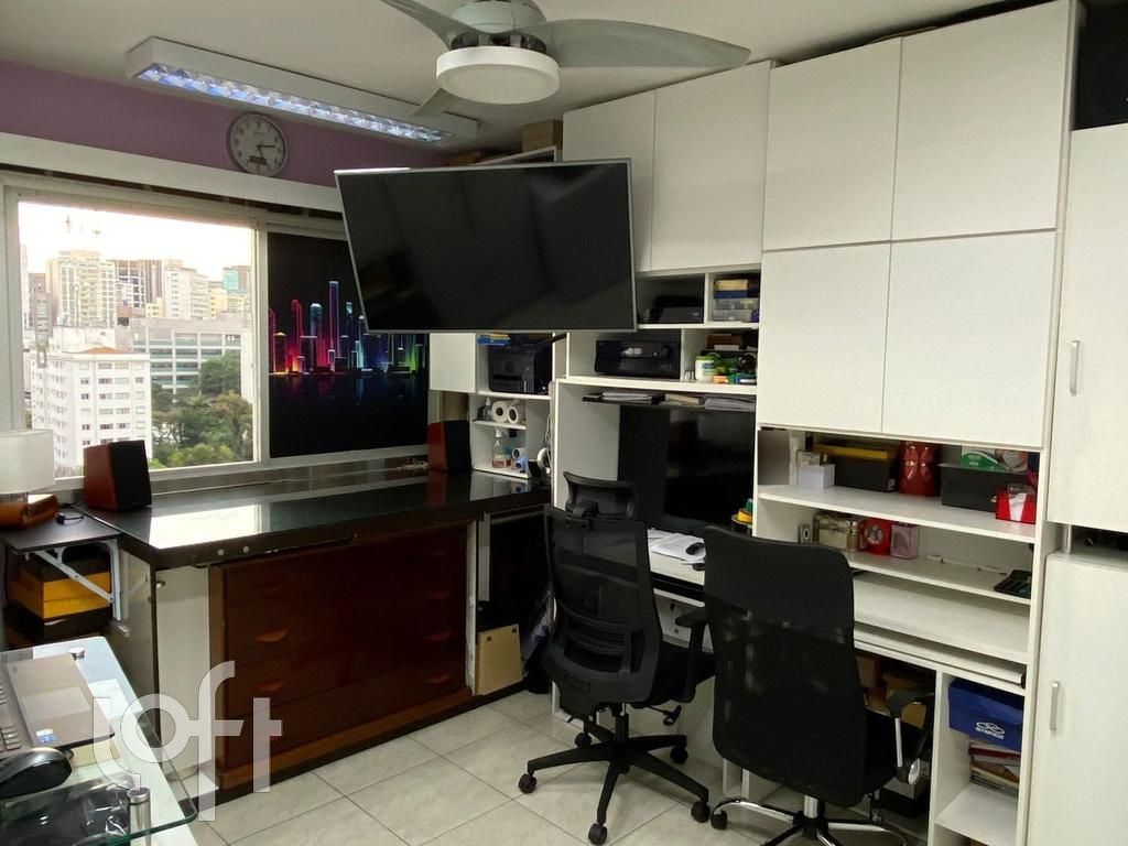 Apartamento à venda com 2 quartos, 69m² - Foto 1