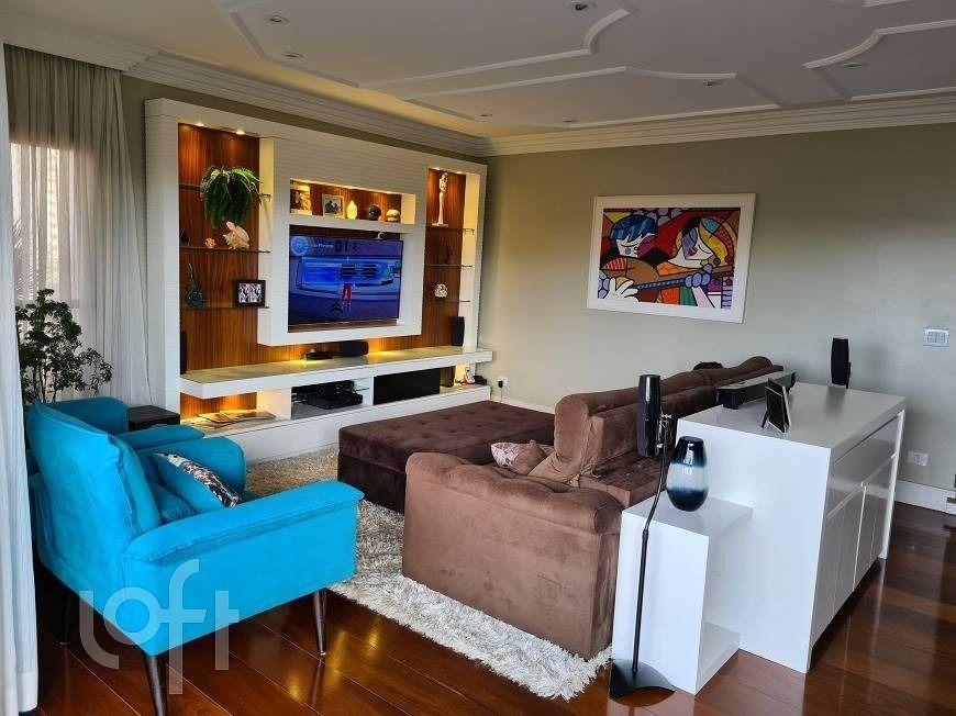 Apartamento à venda com 4 quartos, 215m² - Foto 1