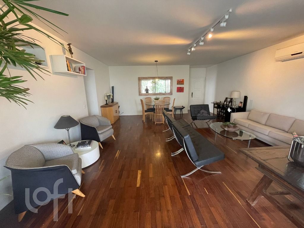 Apartamento, 4 quartos, 210 m² - Foto 2
